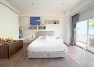 For Sale - Special unit - New renovated 3 Bedrooms - Narathorn Place