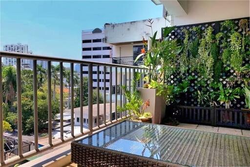 For Rent - 3 bedrooms bright and airy Baan Prida Sukhumvit Soi 8