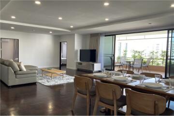 Stunning and Spacious 3-Bedroom Apartment for Rent in Sukhumvit - Your Dream Home Awaits!