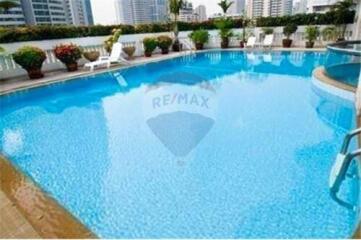 For rent pet friendly apartment 3 beds in Sukhumvit 22 BTS Phrompong