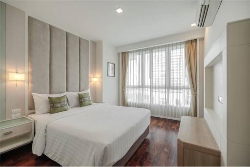 Newly Renovated High-Floor 2 Bedroom Apartment for Rent in Sukhumvit 20