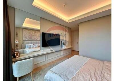 A beautiful fully furnished unit at BAAN SINDHORN.