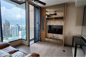 "Luxury Living Awaits: Fully Furnished Condo in Watthana"