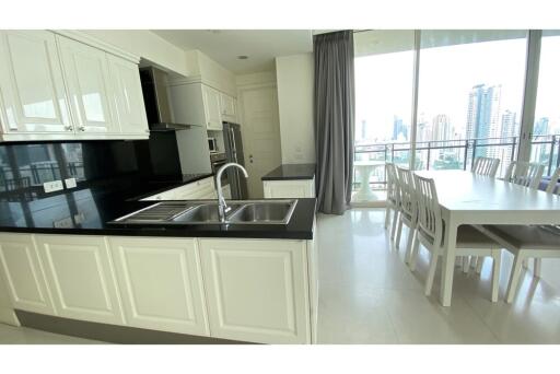 Luxurious 2-BR Royce Condo in Watthana for Rent