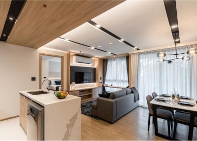 For rent brand new 2 bedrooms in luxury apartment Sukhumvit 63.