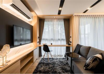 For rent brand new 2 bedrooms in luxury apartment Sukhumvit 63.