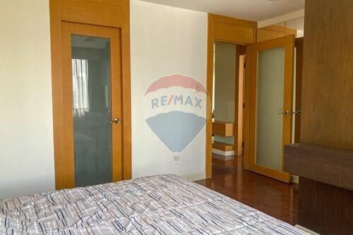 2 bed for rent BTS Phrmpong Sukhumvit a few minute walk