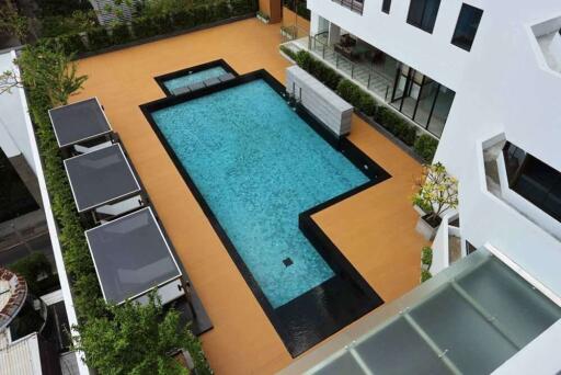 Newly Renovated Building - Sukhumvit 39