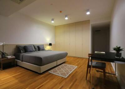 Newly Renovated Building - Sukhumvit 39