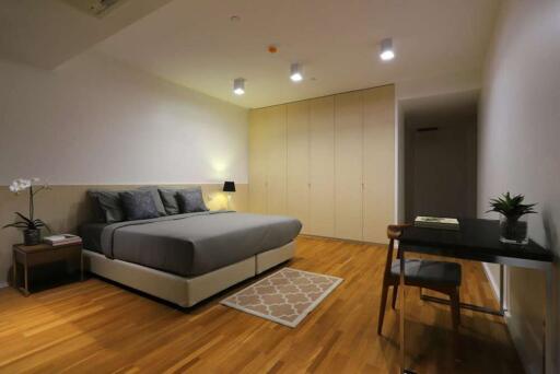 Newly Renovated Building - Sukhumvit 39