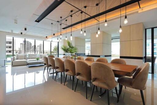 Newly Renovated Building - Sukhumvit 39