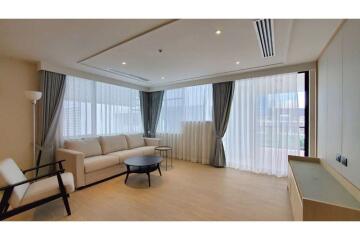 Newly renovated 3-bedroom apartment in Sathorn.