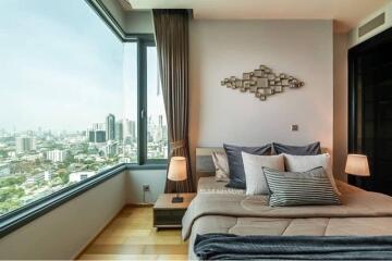 Urban Bangkok Condo: 1BR, 1BA, Pool & Gym