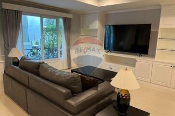 Luxury 3BR Condo in Khlong Toei, Bangkok