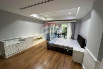 Luxury 3BR Condo in Khlong Toei, Bangkok