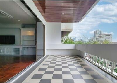 Spacious & Homely 3BR Apartment for Rent Near NIST International School in Asoke