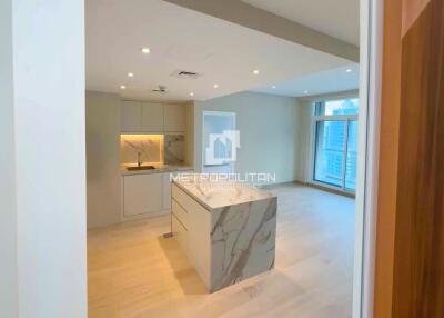 Upgraded  Vacant 1 BR  Fully Renovated