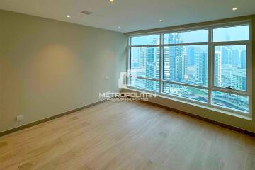 Upgraded  Vacant 1 BR  Fully Renovated