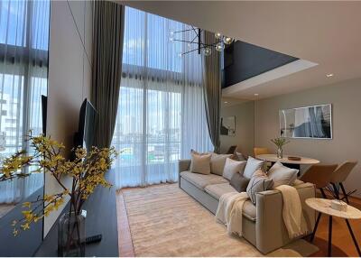 Duplex 2 beds BEATNIQ Sukhumvit 32