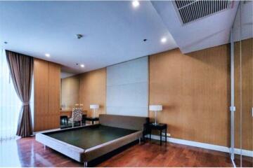 Stunning 2 Bedroom Apartment Asoke