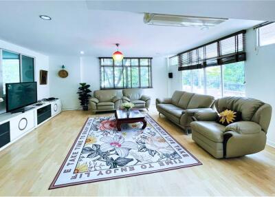 Single House for Rent in Prime Phrom Phong Area