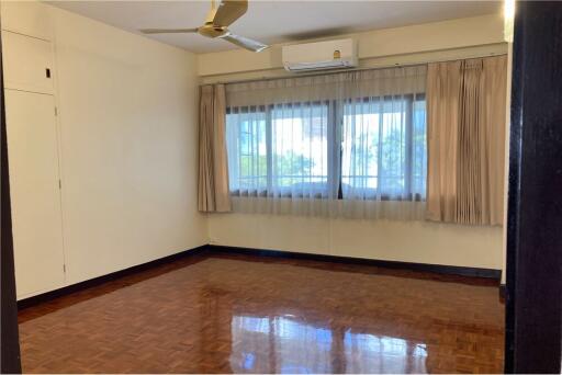 Spacious 3 Bedrooms for rent in Sukhumvit 11