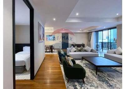 3 bed modern style for rent BTS Nana - Asoke