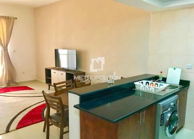 High Floor  Fully Furnished  Spacious Layout