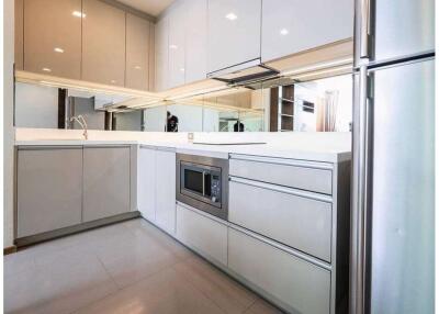 Large 2BR near BTS in Sathorn.