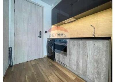 The Loft Asoke Condo For : Stylish 1-Bedroom with Furnishings.