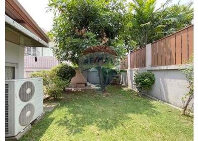 Homey 3-Bedroom with private pool/garden close to Nana BTS.