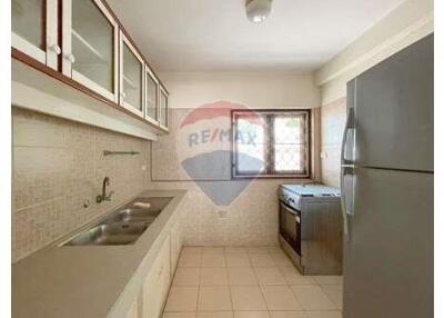 Homey 3-Bedroom with private pool/garden close to Nana BTS.