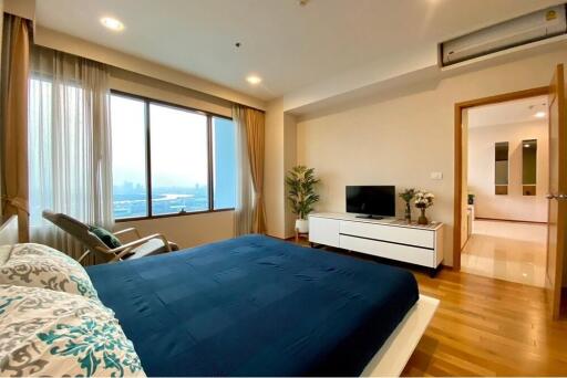 The Emporio Place คอนโดหรู 1 ห้องนอน, Sukhumvit 24