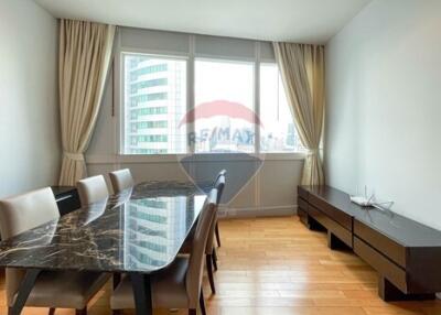 "Millennium Residence: Luxurious 3-Bed Condo in Bangkok"