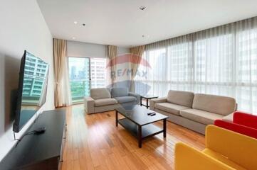 "Millennium Residence: Luxurious 3-Bed Condo in Bangkok"