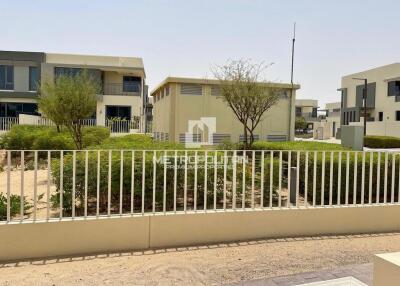 5 Bedrooms  Spacious Layout  Golf View