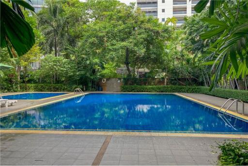 homey 3 bedroom for rent in sathon area