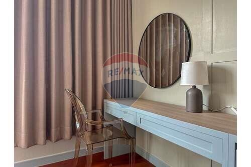 2 bed room for rent BTS phrompong Sukhumvit 24