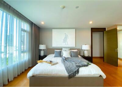 For Rent Pet Friendly Penthouse 4 Bedrooms in Sukhumvit 55 BTS Thonglor