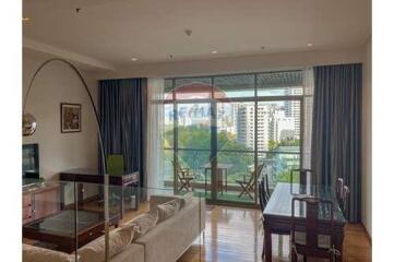 2 bed The lakes condo BTS Asoke benjakitti park