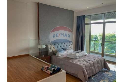 2 bed The lakes condo BTS Asoke benjakitti park