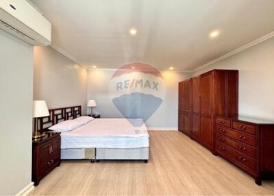 3BR Low-Rise Condo for Rent Near BTS Phrom Phong - Sukhumvit 39