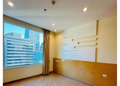 3 bed room for rent silom BTS saladaeng