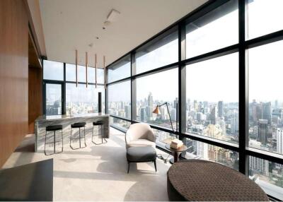 "Luxury Condo in Central Bangkok - Circle Living Prototype"