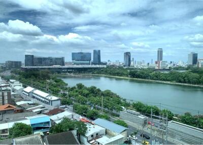 Perfect area for office space in prime area 5 mins walk from BTS Asoke with great value and a fantastic view.