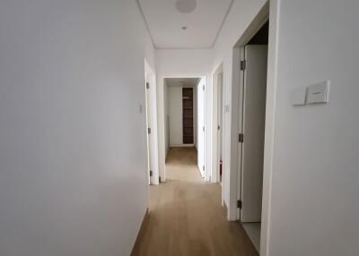 Spacious Layout  2BR  Vacant  Luxury Living