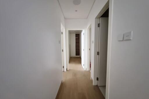 Spacious Layout  2BR  Vacant  Luxury Living