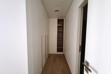 Spacious Layout  2BR  Vacant  Luxury Living