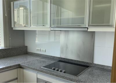 2 bed Millennium Sukhumvit for rent BTS Asoke