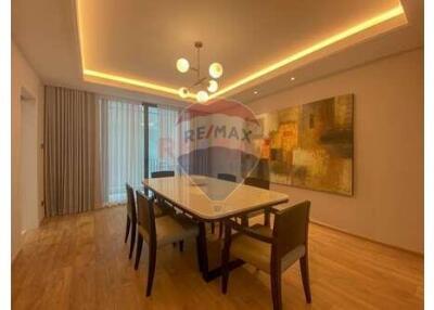 3 bed room for rent BTS Ekkamai sukhumvit 63